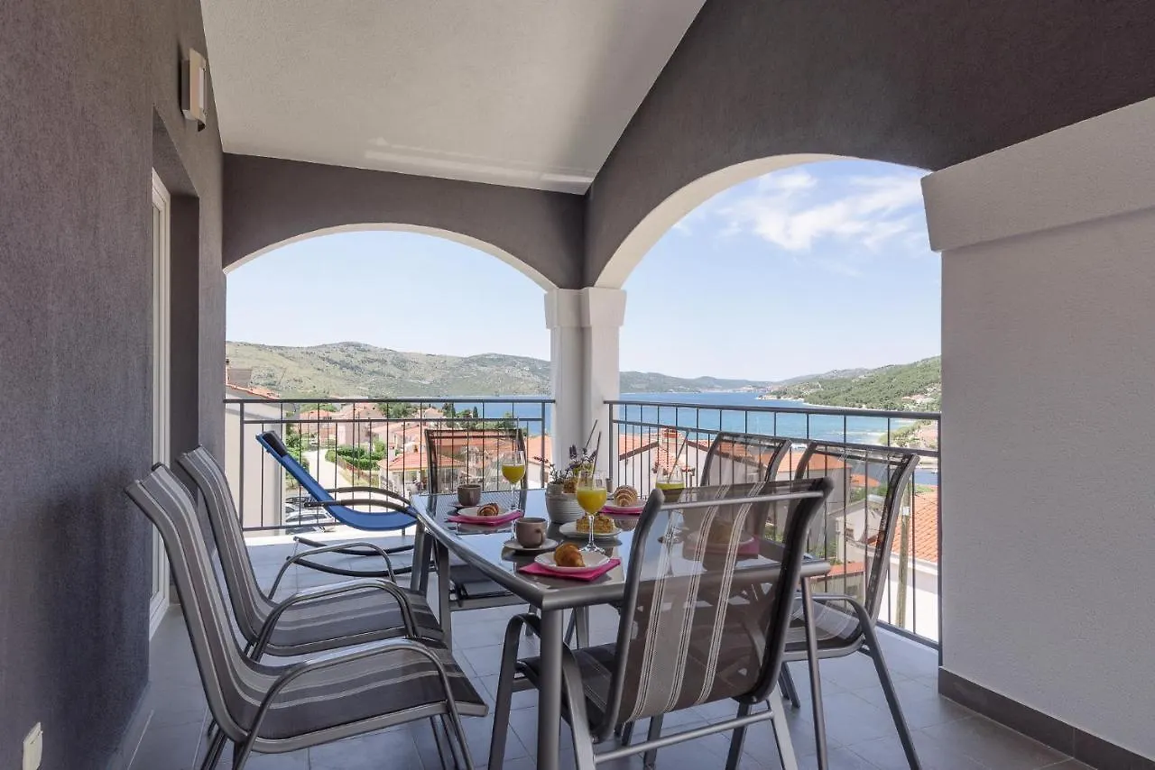 Apartmani Seget Seget Vranjica