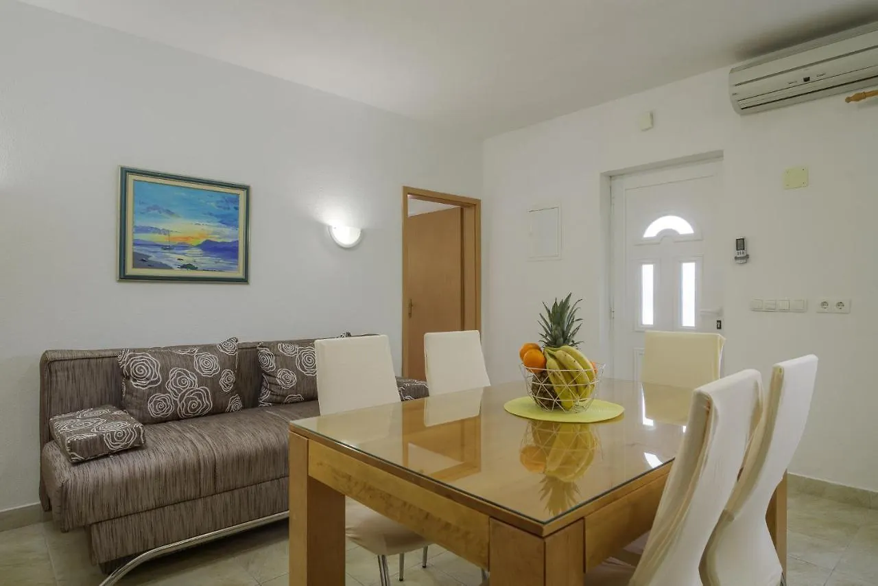 Apartment Apartmani Seget Seget Vranjica